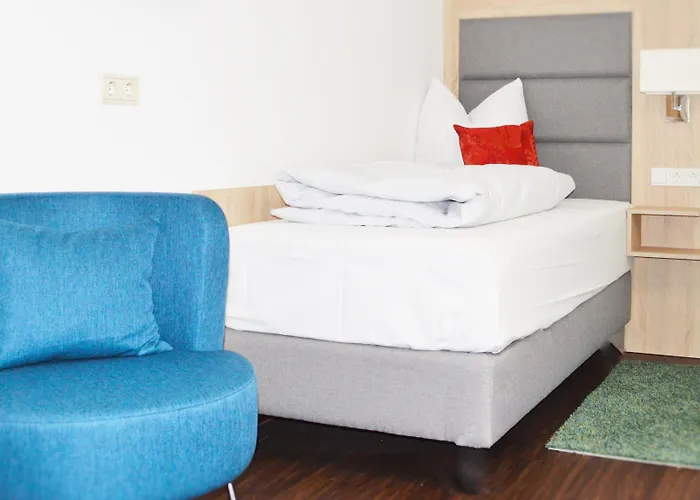 Отель Pallas 3*