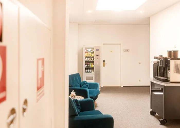 Отель Pallas 3*